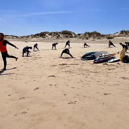 Da Silva Surfcamp- Terrassenzimmer Mit Fruehstueck * Lourinha (Lisbon)