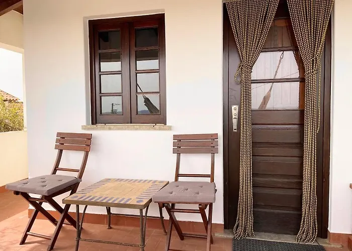 Da Silva Surfcamp- Terrassenzimmer Mit Fruehstueck Lourinha (Lisbon)